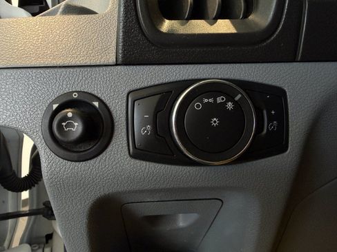 Used 2019 Ford Transit 350 XLT RWD image 26