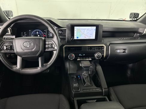 Used 2024 Toyota Tacoma SR image 5