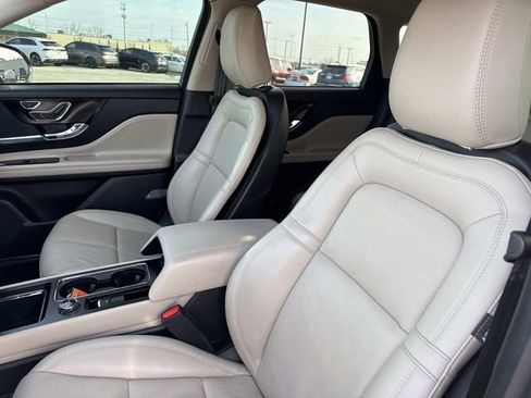 Used 2025 Lincoln Corsair Reserve w/ Equipment Group 202A image 21