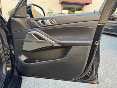Used 2020 BMW X6 xDrive40i w/ Premium Package image 54