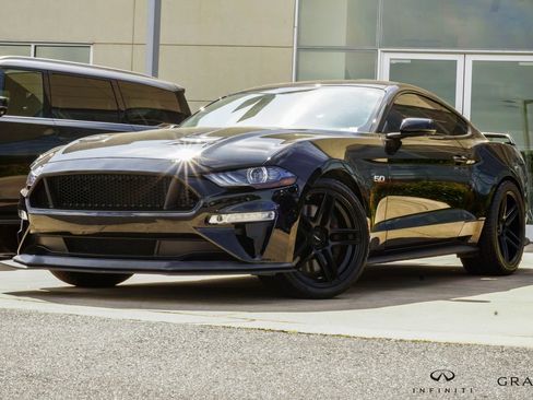 Used 2019 Ford Mustang GT Premium w/ GT Performance Package RWD image 1