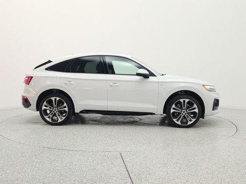 Used 2023 Audi Q5 2.0T Prestige w/ Prestige Package AWD/4WD image 4