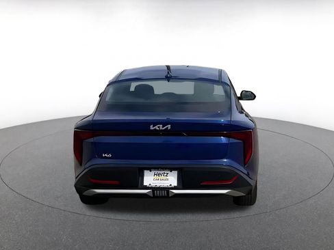 Used 2025 Kia K4 LXS image 12