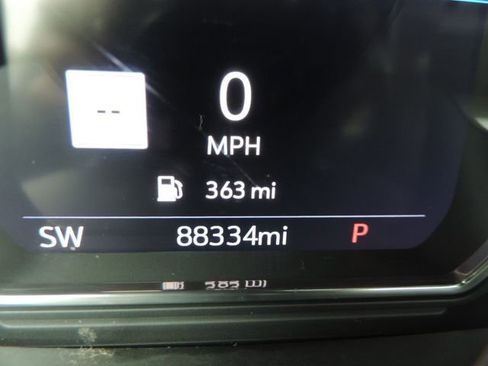 Certified 2022 GMC Sierra 2500 AT4 w/ AT4 Premium Plus Package image 37