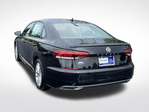 Used 2021 Volkswagen Passat 2.0T S FWD image 4