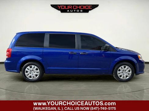 Used 2019 Dodge Grand Caravan SE FWD image 6