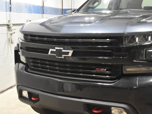 Used 2021 Chevrolet Silverado 1500 LT Trail Boss w/ Convenience Package II AWD/4WD image 30