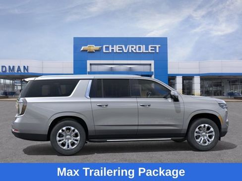 New 2026 Chevrolet Suburban LT w/ Comfort Package AWD/4WD image 6