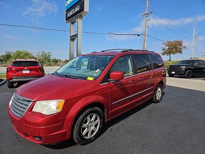 Used 2009 Chrysler Town & Country Touring w/ Family Value Group