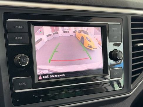 Used 2022 Volkswagen Atlas SE FWD image 14
