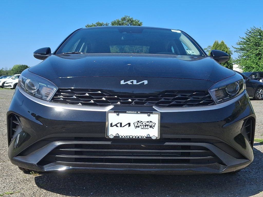 Certified 2023 Kia Forte LXS w/ LXS Technology Package FWD image 2