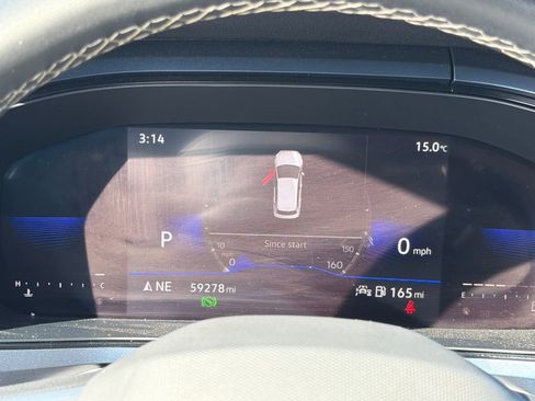 Used 2023 Volkswagen Taos SE w/ Panoramic Sunroof Package image 26