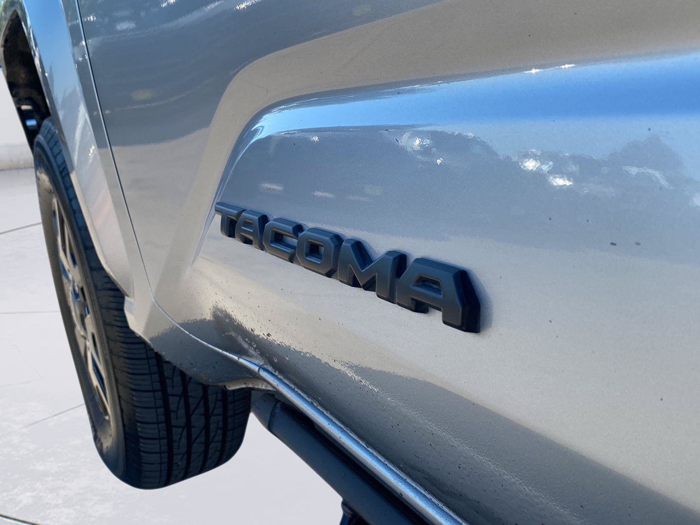 Used 2025 Toyota Tacoma SR5 AWD/4WD image 10