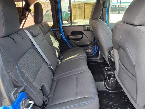 Used 2021 Jeep Wrangler Unlimited Sport AWD/4WD image 12