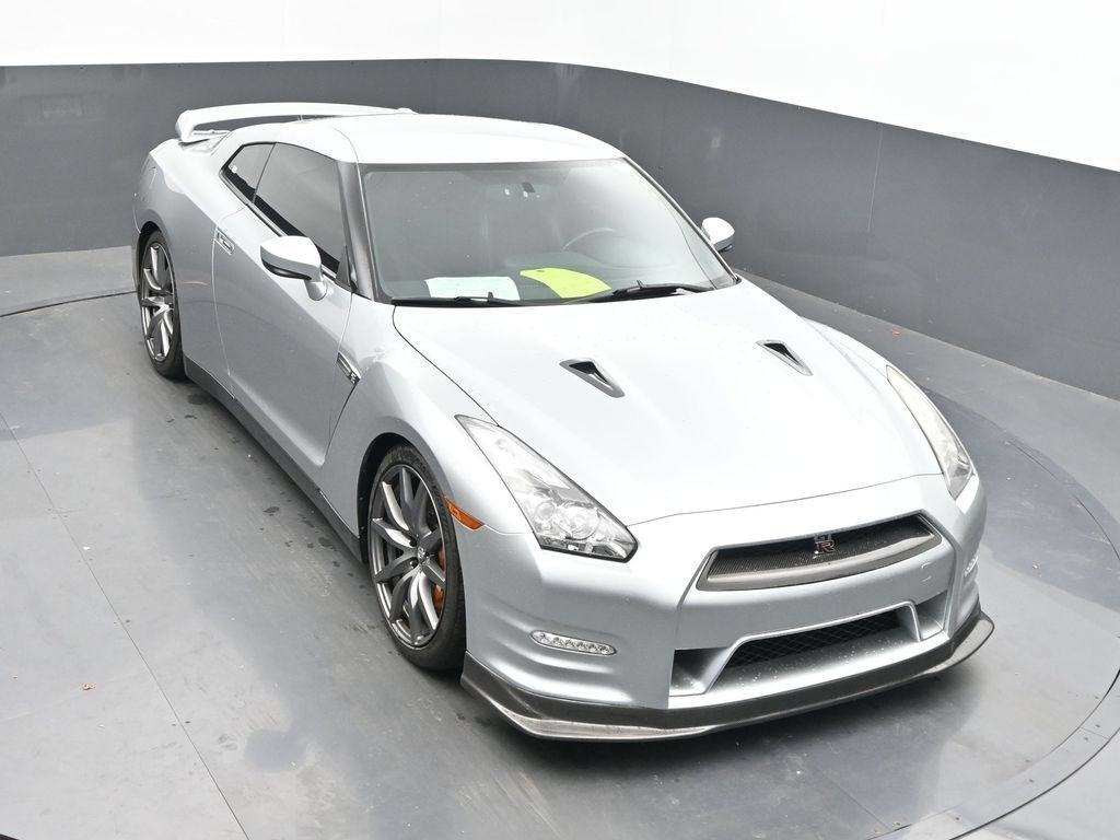 Used 2012 Nissan GT-R Premium AWD/4WD image 38