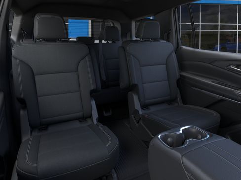 New 2026 Chevrolet Traverse LT w/ Driver Confidence Package AWD/4WD image 17