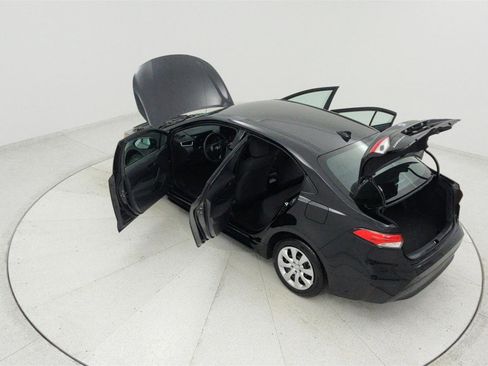 Used 2026 Toyota Corolla LE FWD image 22