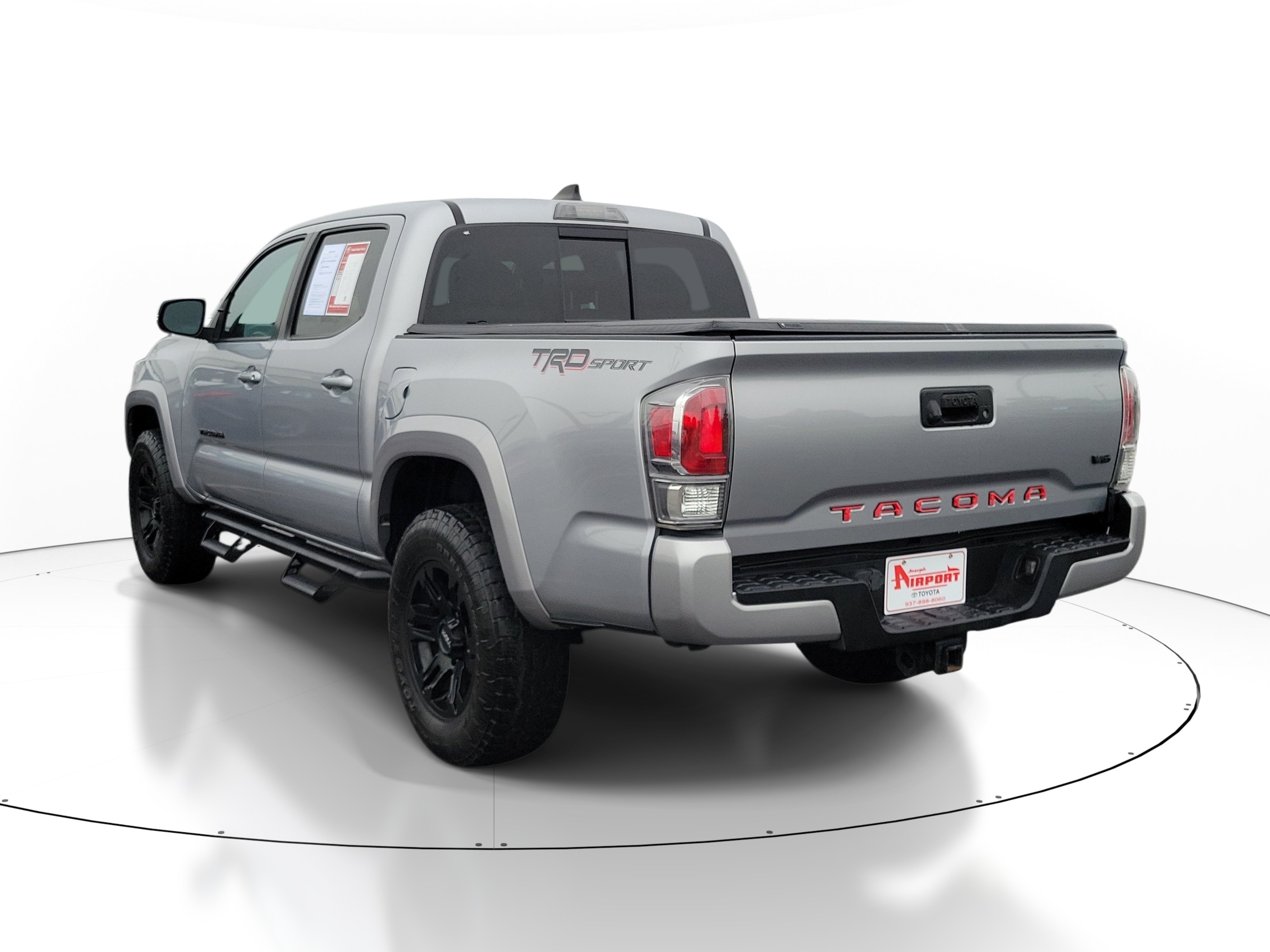 Used 2020 Toyota Tacoma TRD Sport RWD image 3