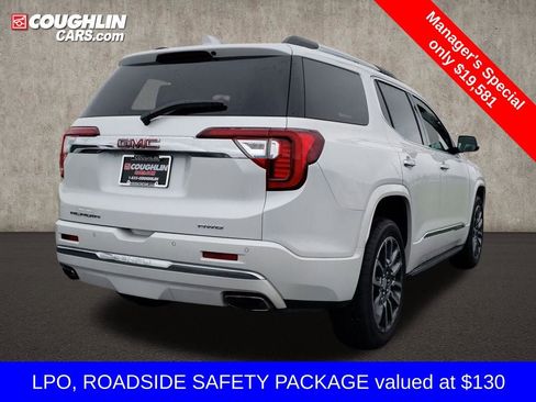 Used 2020 GMC Acadia Denali w/ LPO, 'HIT The Road' Package AWD/4WD image 6