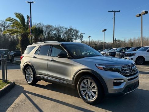 Used 2020 Ford Explorer Limited w/ Class III Trailer Tow Package image 4