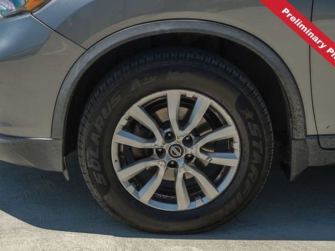 Used 2018 Nissan Rogue SV w/ Premium Package AWD/4WD image 12