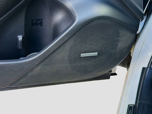 Used 2020 Subaru Forester Touring image 25