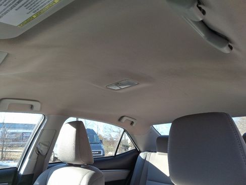 Used 2016 Toyota Corolla L image 21