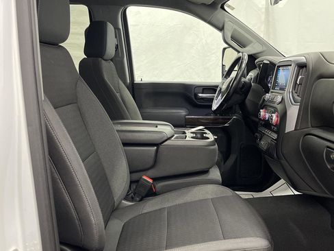 Used 2023 GMC Sierra 2500 SLE w/ SLE Convenience Package image 12