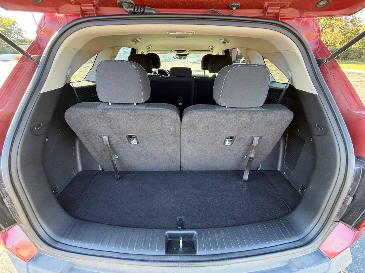 Used 2021 Kia Sorento LX FWD image 17