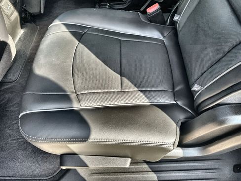 Used 2021 Buick Enclave Avenir w/ Avenir Technology Package image 17