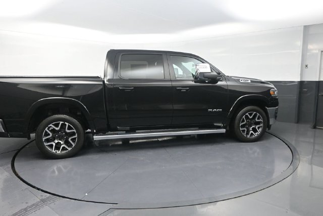 Used 2025 RAM 1500 Laramie w/ Trailer Tow Group AWD/4WD image 11