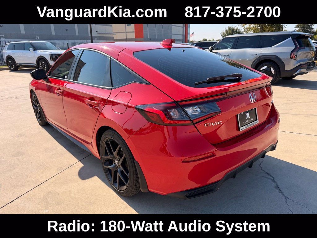 Used 2023 Honda Civic Sport image 2