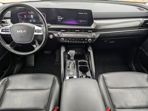 Used 2024 Kia Telluride S image 11