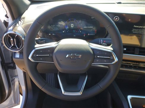 New 2026 Chevrolet Equinox ACTIV w/ Convenience Package III image 21