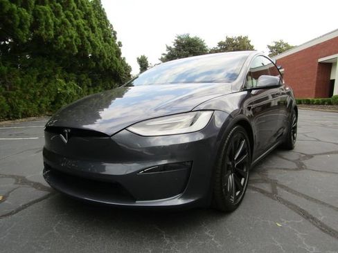 Used 2022 Tesla Model X Plaid image 1