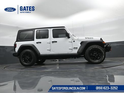 Used 2022 Jeep Wrangler Unlimited Sport AWD/4WD image 38