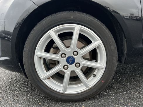 Used 2019 Ford Fiesta SE w/ Equipment Group 201A FWD image 7