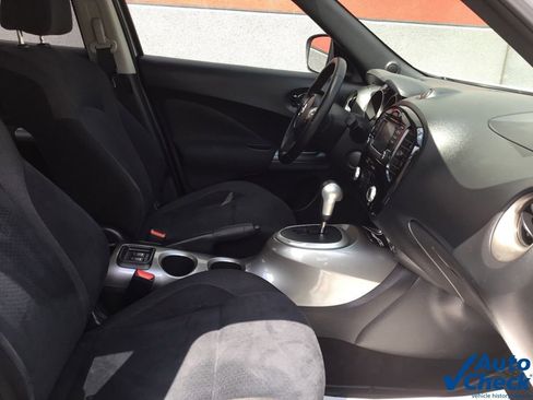 Used 2017 Nissan Juke SV image 33