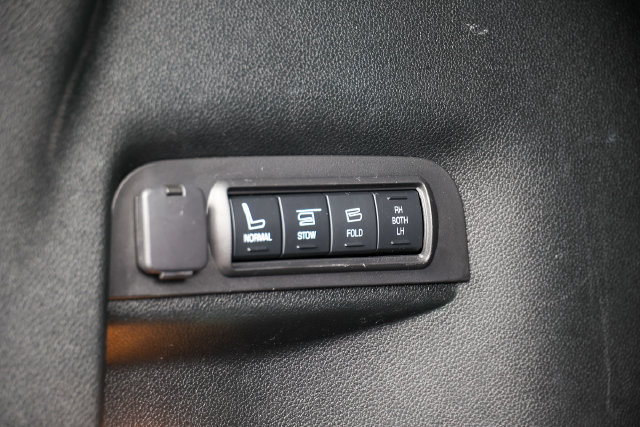 Used 2019 Ford Explorer Limited AWD/4WD image 37