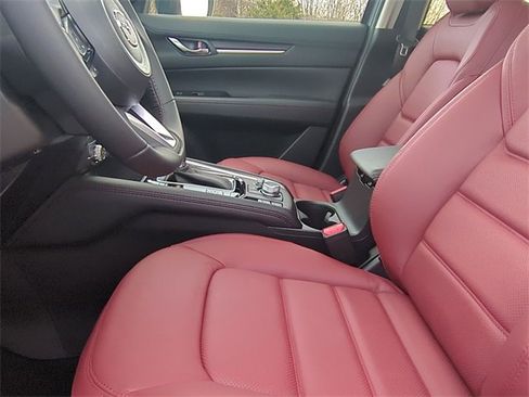 New 2025 MAZDA CX-5 Carbon Edition image 16