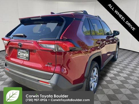 Used 2025 Toyota RAV4 LE AWD/4WD image 8