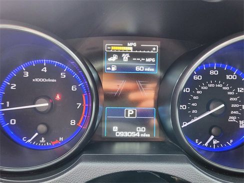 Used 2017 Subaru Outback 3.6R Limited image 18