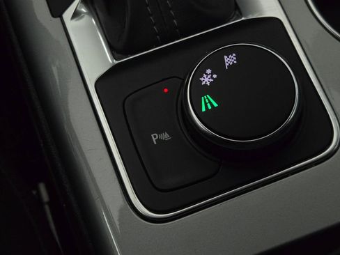 Used 2020 Chevrolet Blazer LT w/ Redline Edition image 6