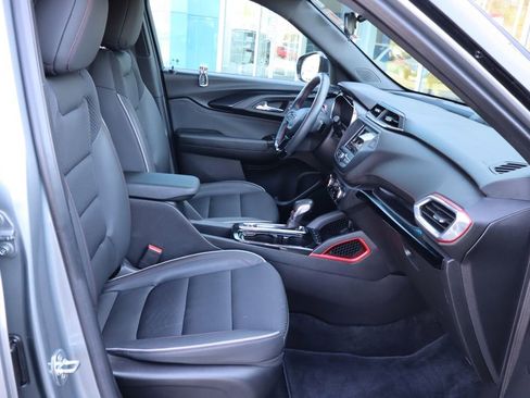Used 2023 Chevrolet TrailBlazer RS AWD/4WD image 19
