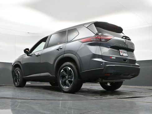 Used 2025 Nissan Rogue SV AWD/4WD image 47