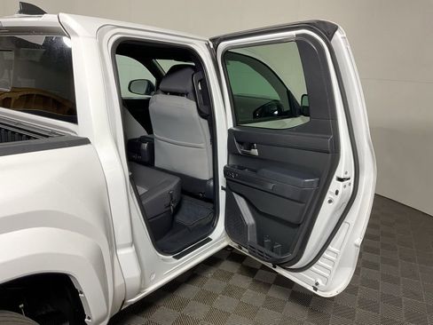 Used 2024 Toyota Tacoma TRD Sport w/ TRD Sport Upgrade Package image 34