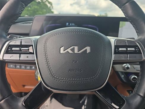 Used 2025 Kia Telluride EX X-Line AWD/4WD image 25