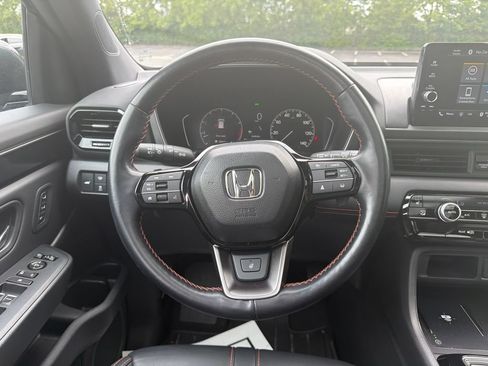 Certified 2024 Honda Pilot TrailSport image 13