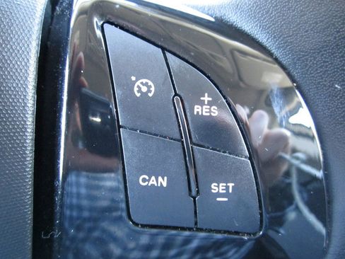 Used 2017 RAM ProMaster City Tradesman w/ Rear Back-up Camera Group FWD image 13