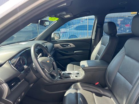 Used 2022 Chevrolet Traverse LT AWD/4WD image 20